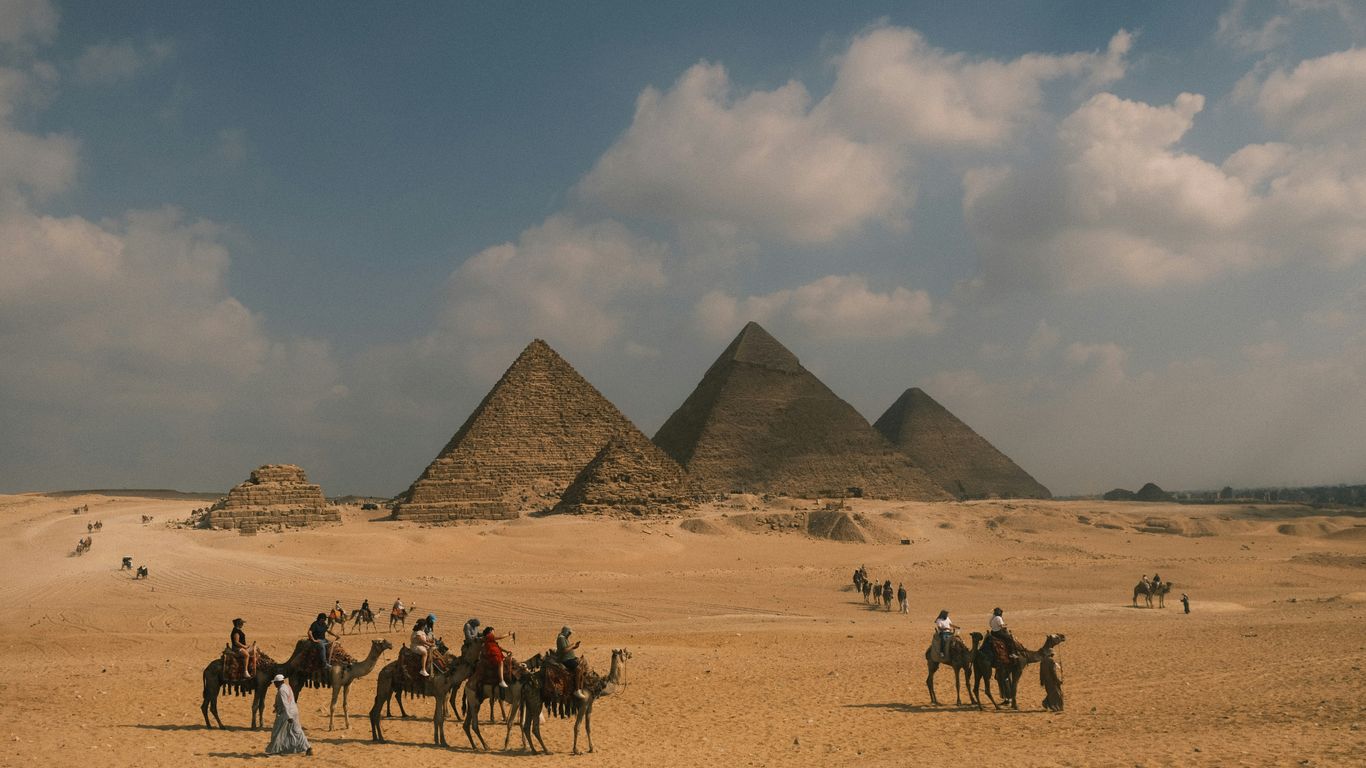 cheap travel in egypt