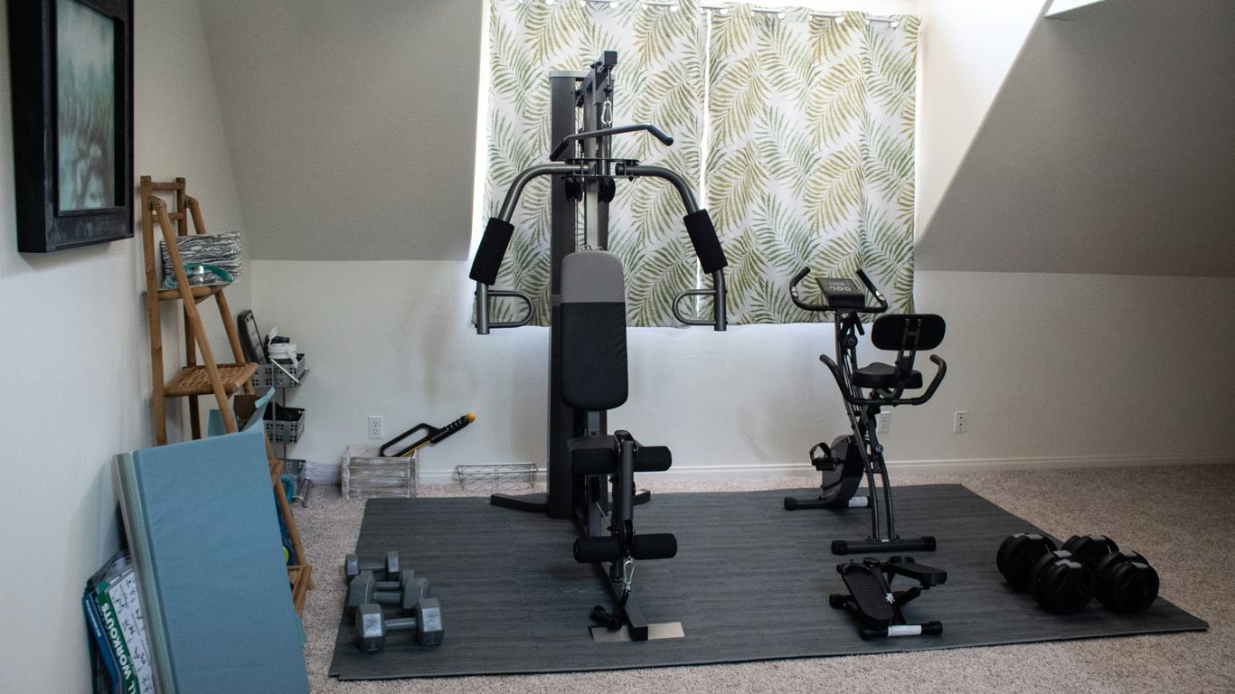 black and gray exercise equipment