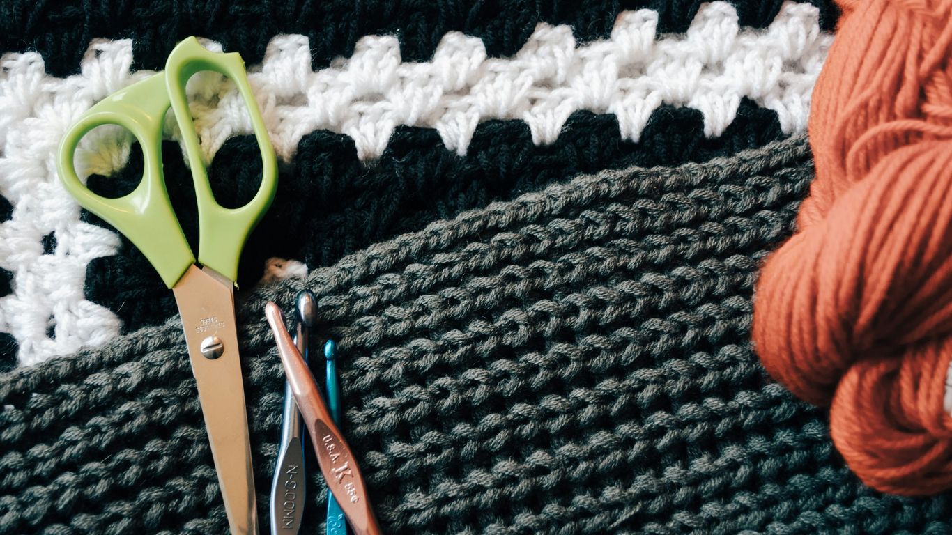 Crochet strap close-up feature