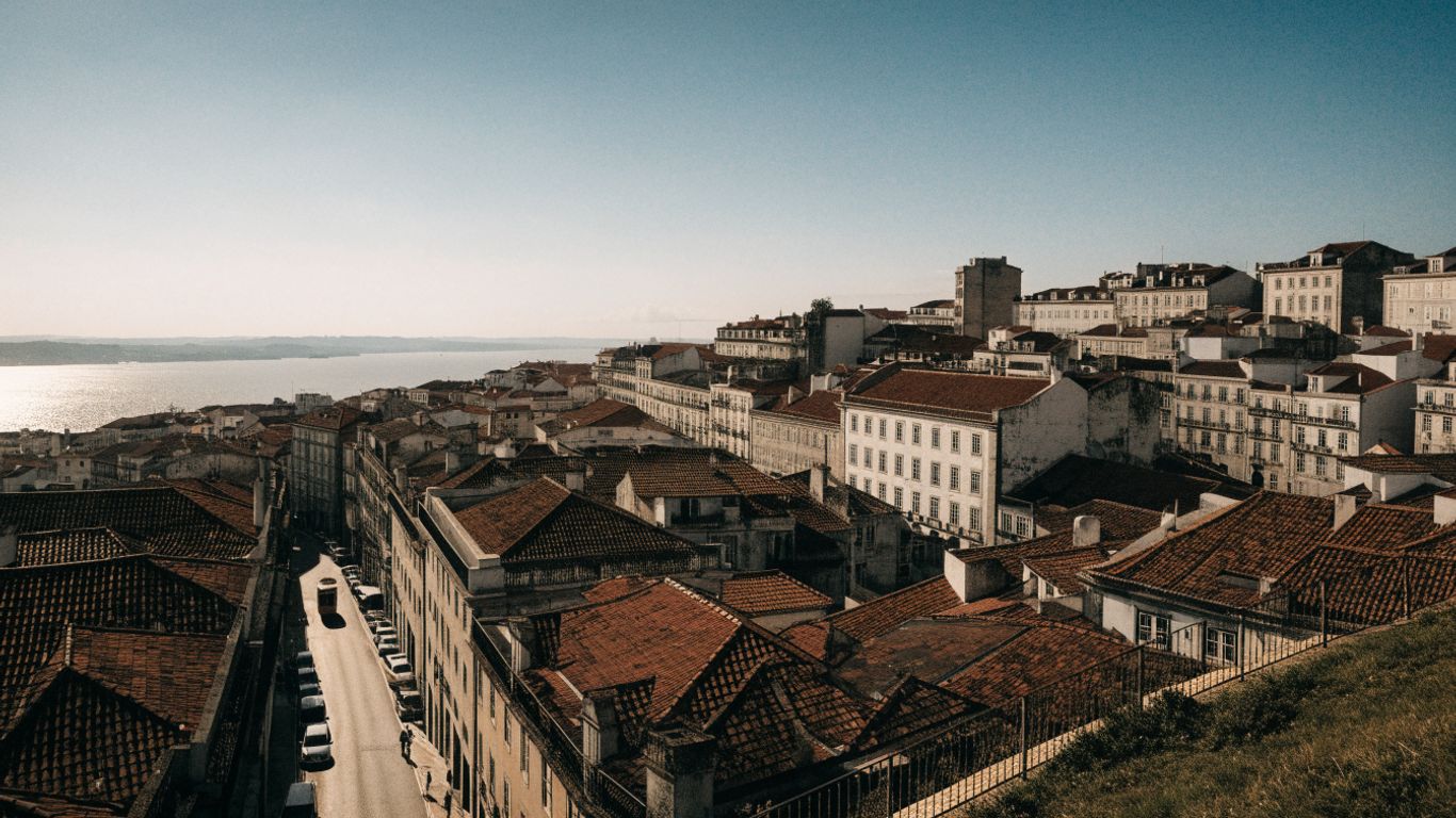Where to stay in Lisbon on a budget: a neighbourhood and accommodation guide