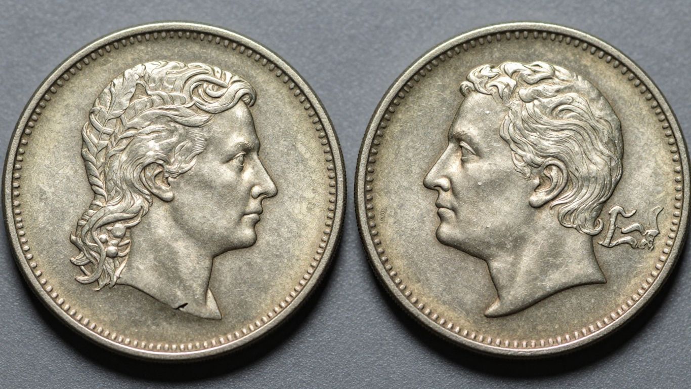 Close-up of genuine and counterfeit coin surfaces.
