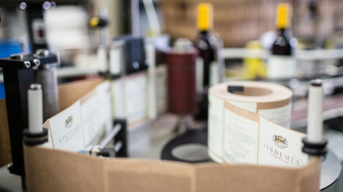 Vape packaging and labels under review