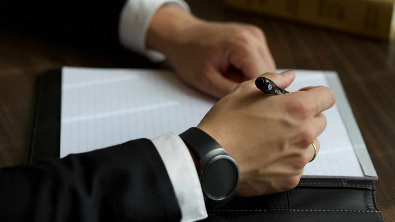 Legal and forensic support for reputation recovery