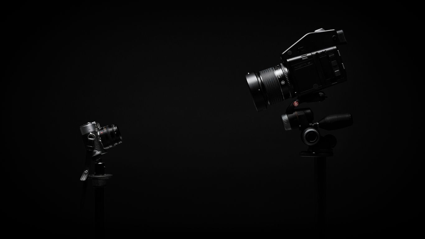 Cinematic camera and sound setup for brands