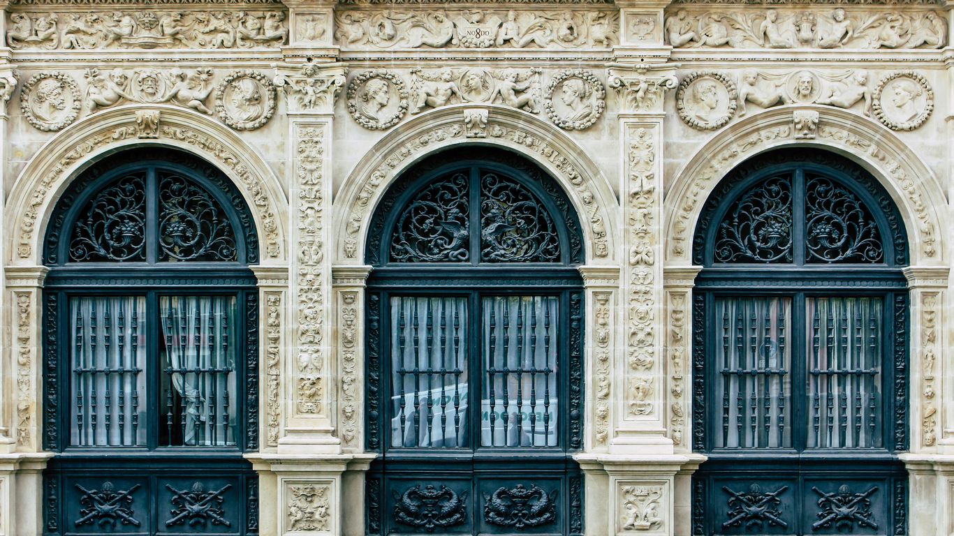 The iconic shopping facade in the heart of Little India
