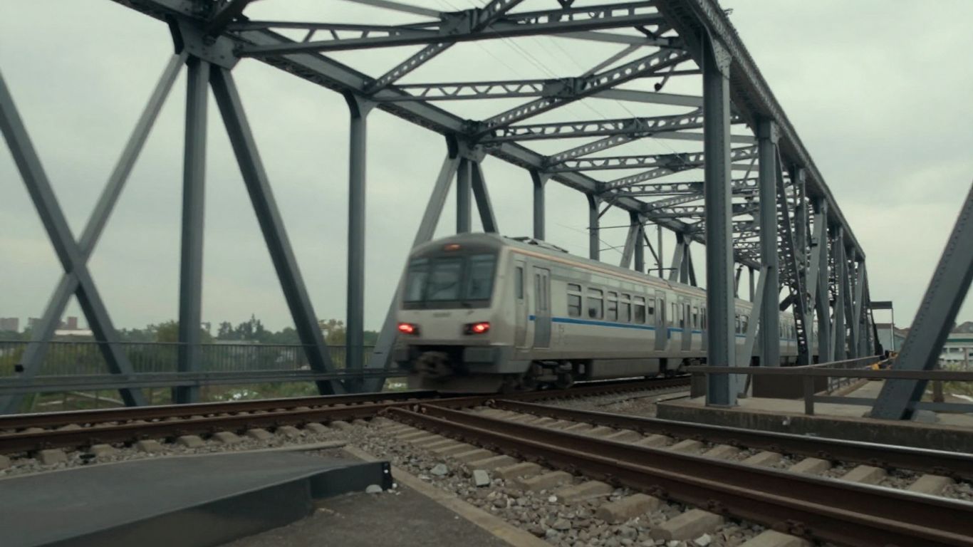 Steel infrastructure under changing operational loads