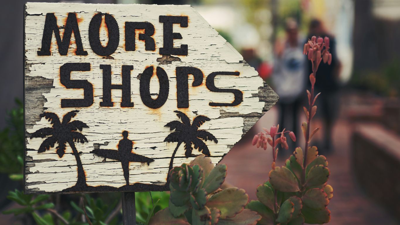 Modern illuminated signage for storefronts