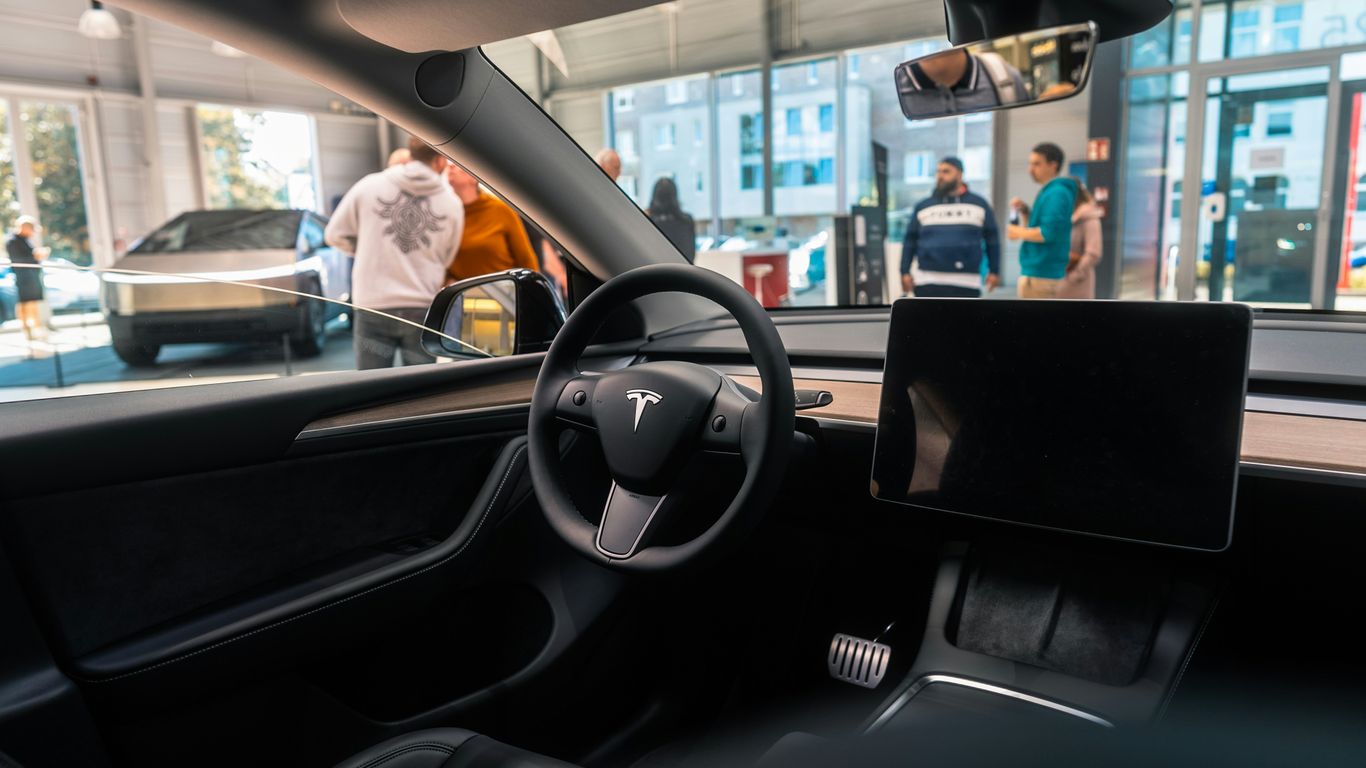 Do Older Model Y Floor Mats Fit the Model Y Juniper?