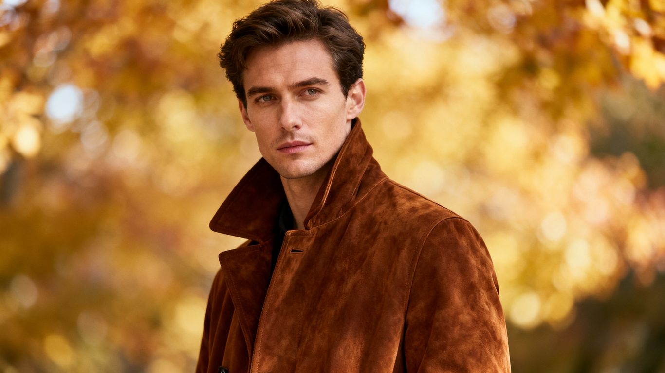 Brown suede coat for autumn fashion.