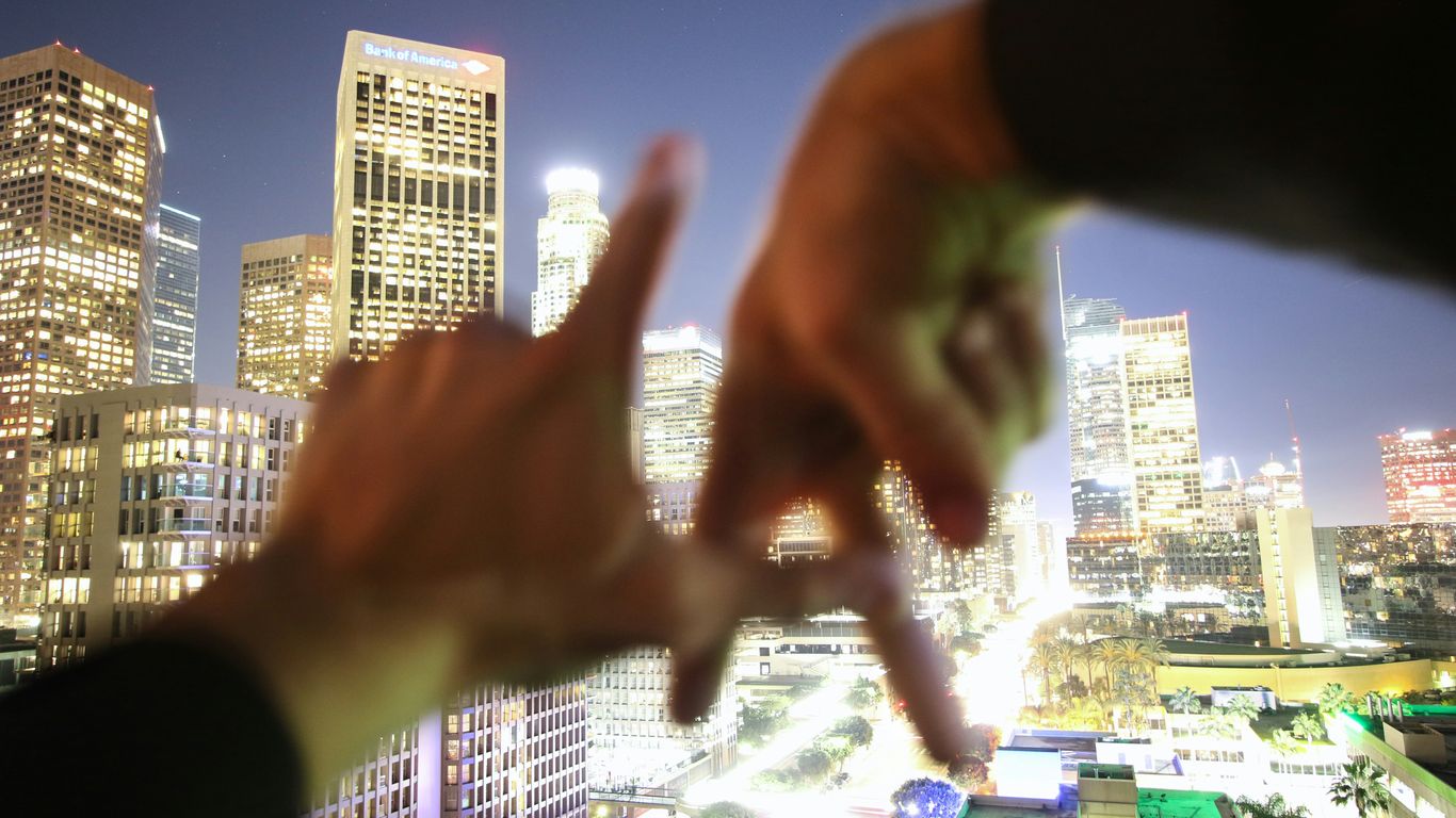 person in black long sleeve shirt