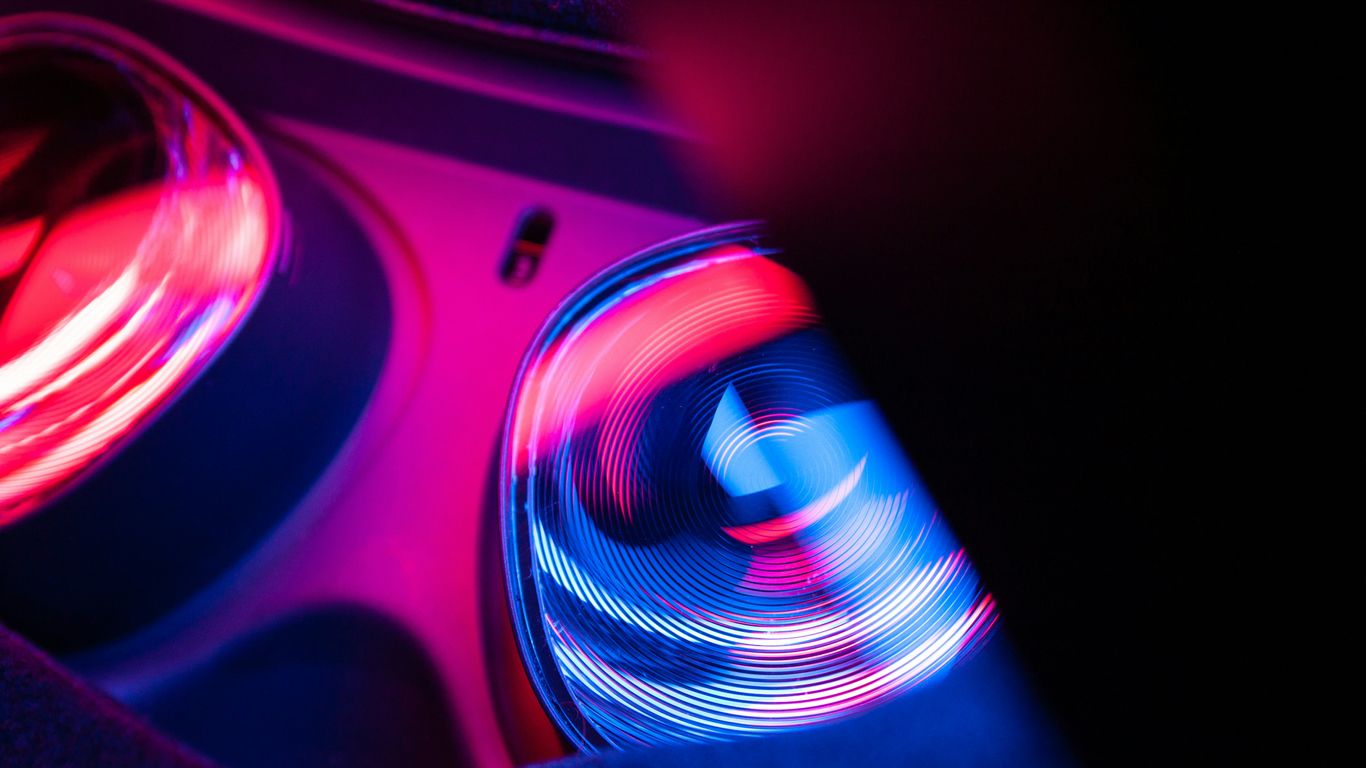 purple and blue light digital wallpaper