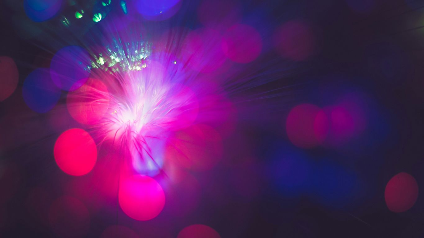 Quantum Supremacy vs Quantum Advantage: What the Terms Actually Mean