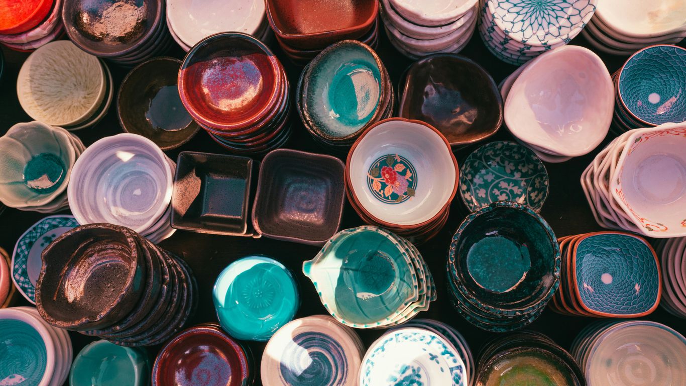 Approved ceramic tableware samples with specifications