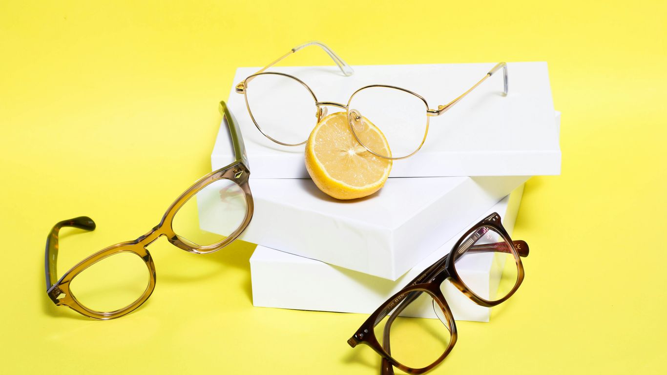 Optical product specification and packaging