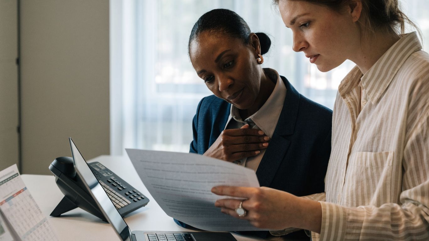 How to Compare AI Receptionist Quotes: Usage, Setup and Support Costs