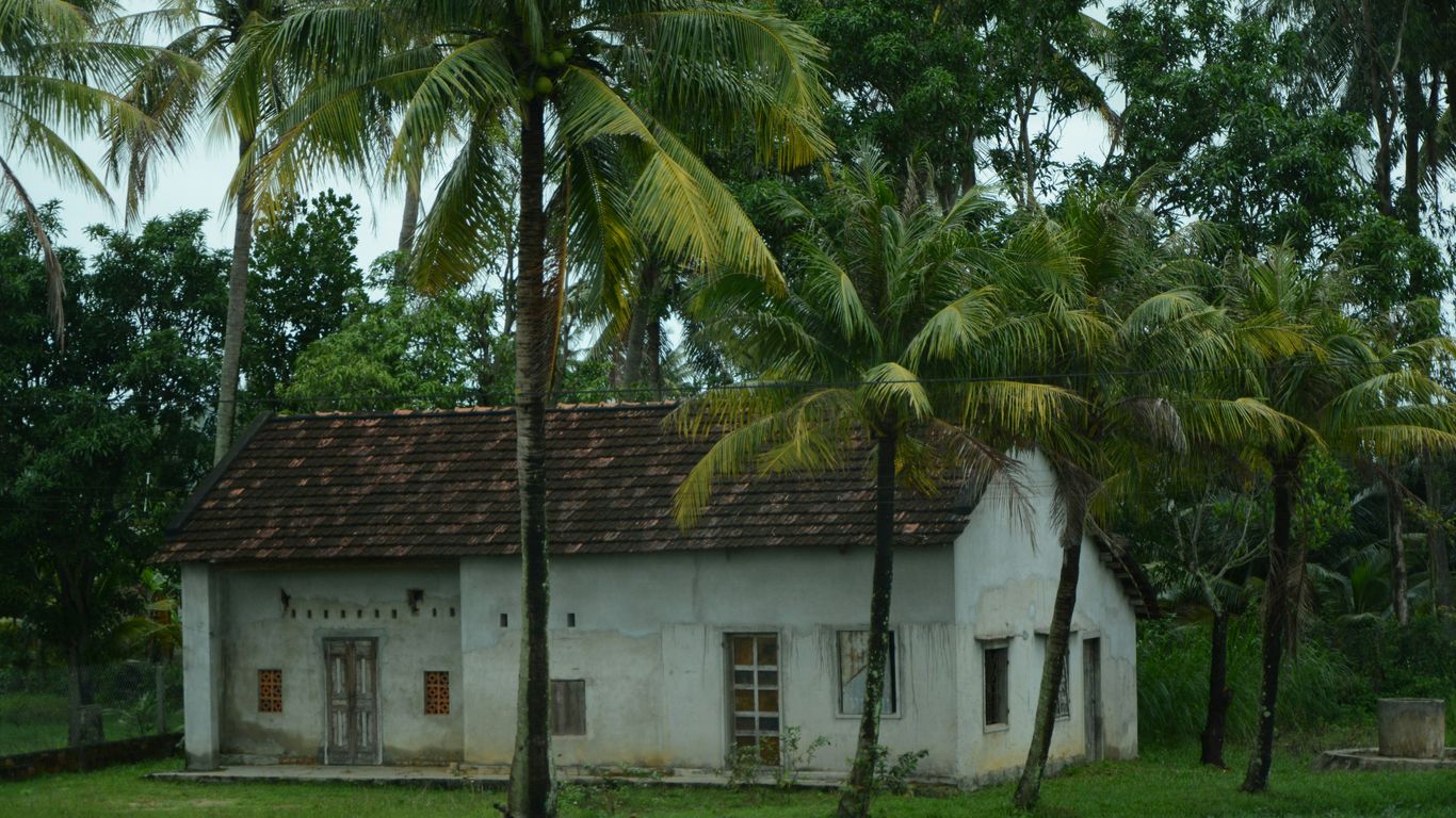 Quiet courtyard setting
