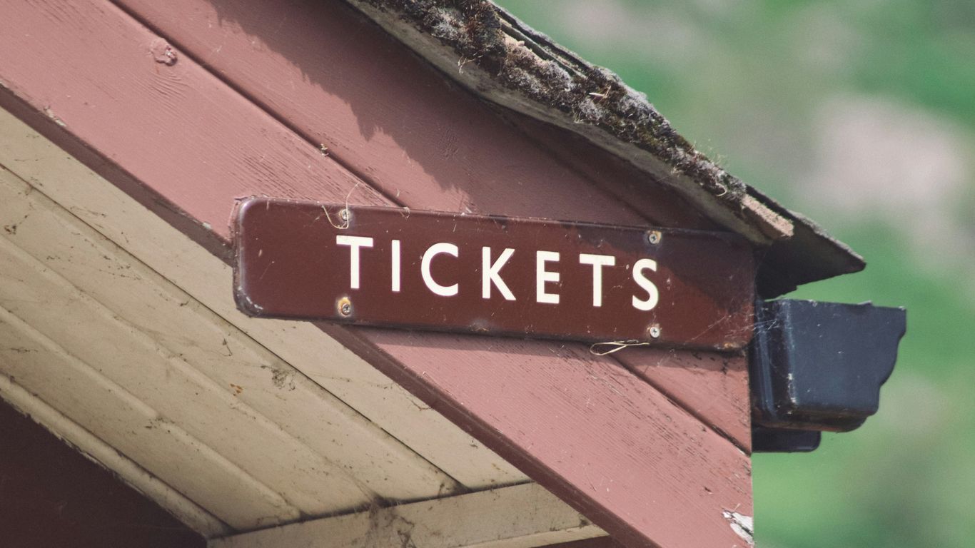 Ticket booth at dock