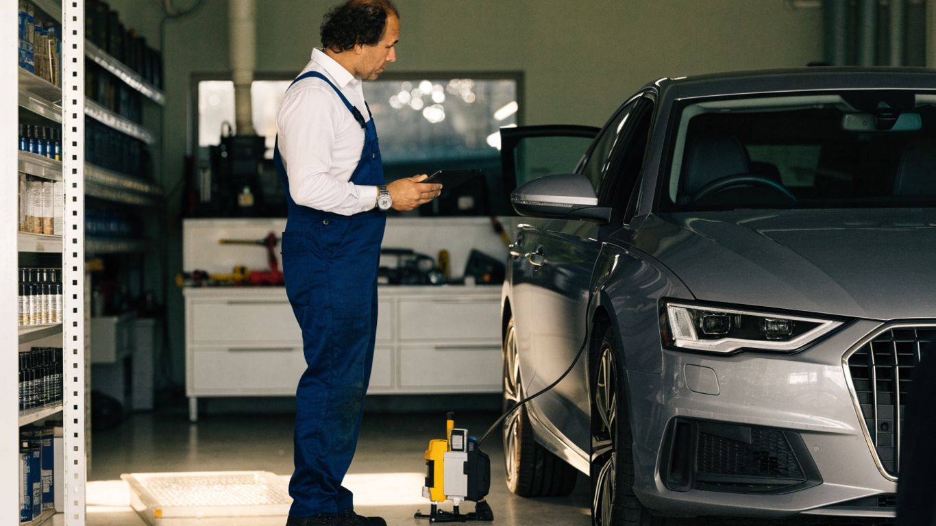 Audi connected to a workshop diagnostic tool