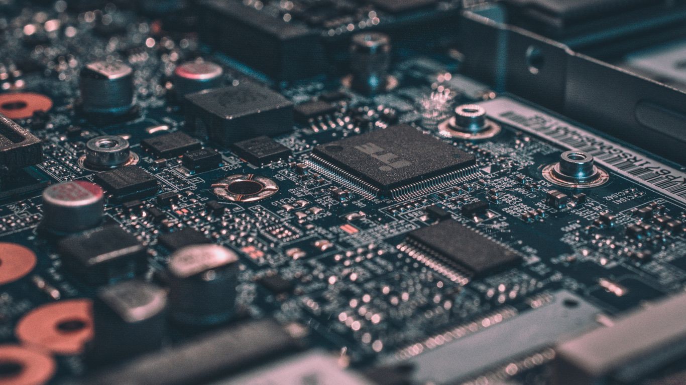 Advanced packaging in chips explained: A comprehensive guide