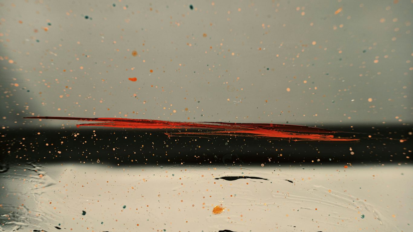 Glass vs Acrylic Reflection