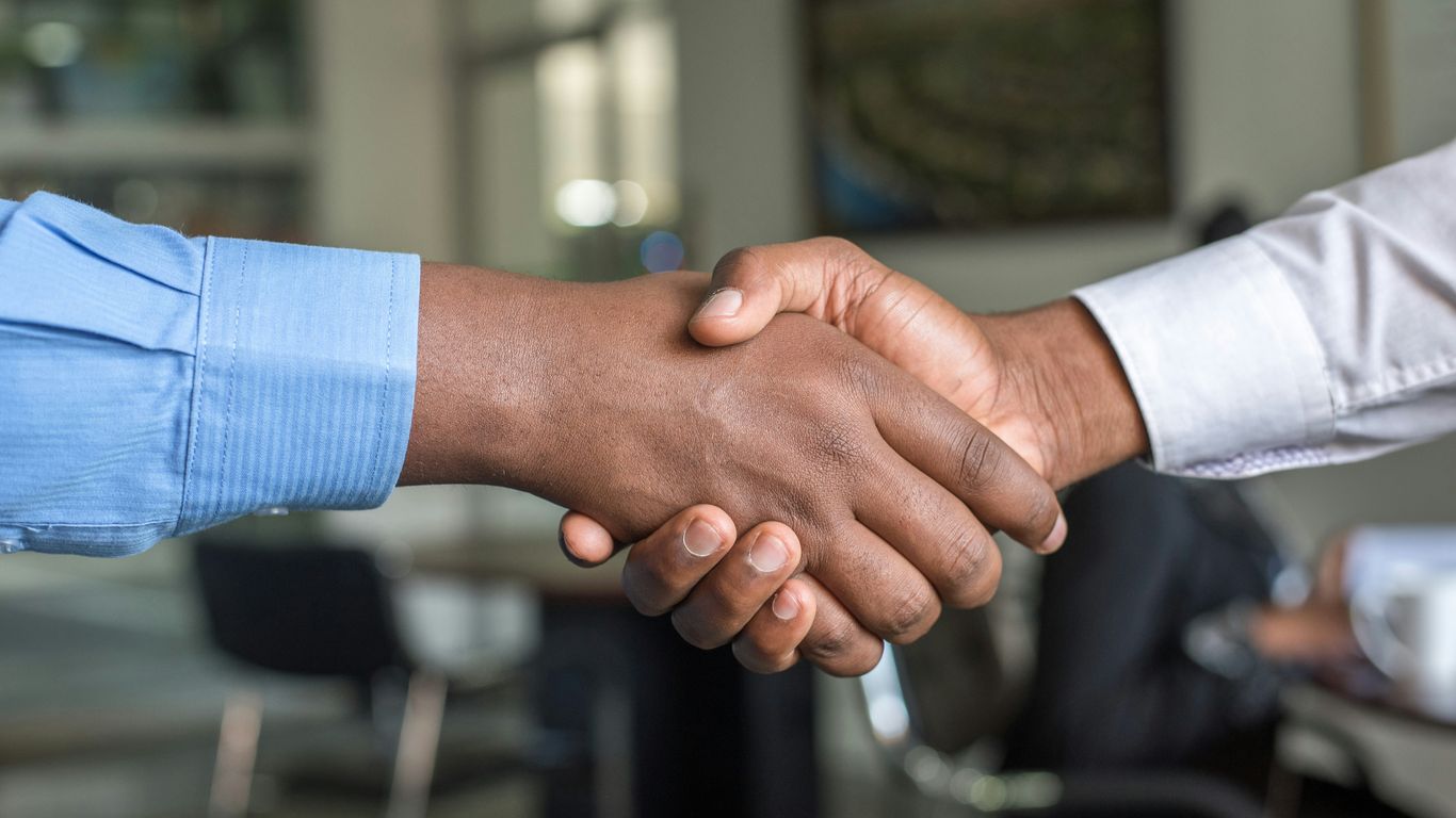 how to collaborate with a digital marketing agency team