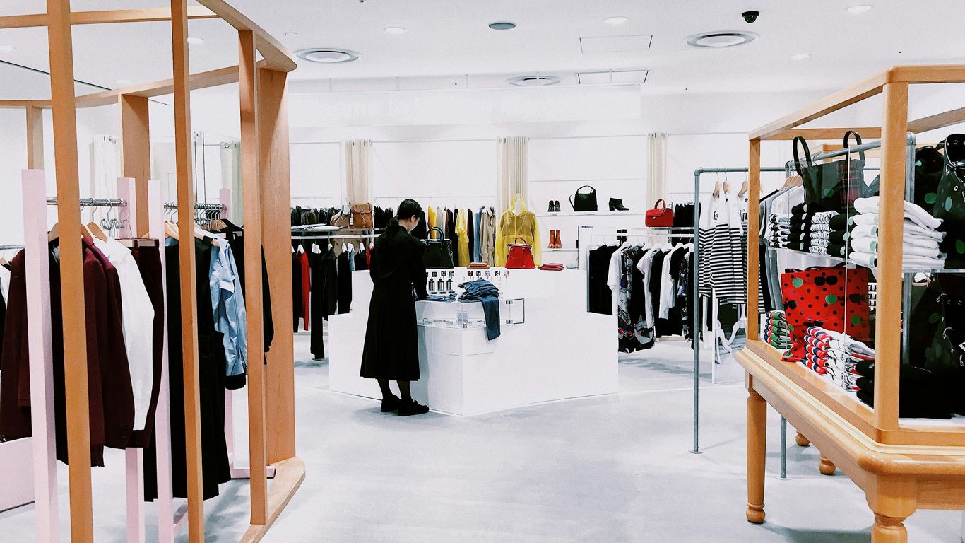 Clean storefront QR layout
