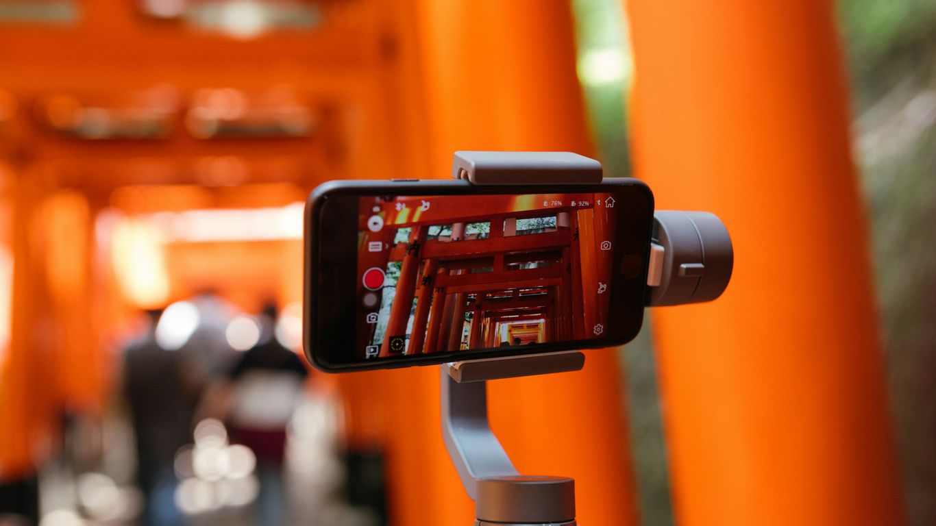 Mobile device displaying a video testimonial