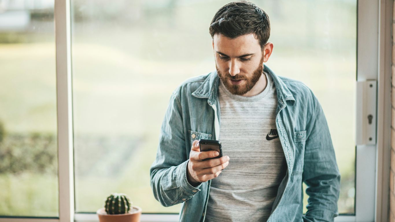 A customer checking email