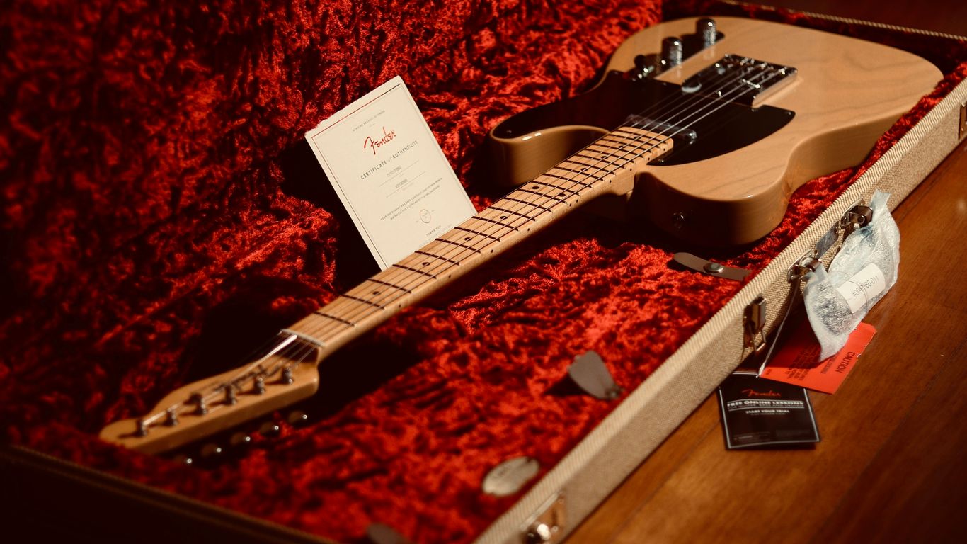 Private-label guitar packaging and export preparation