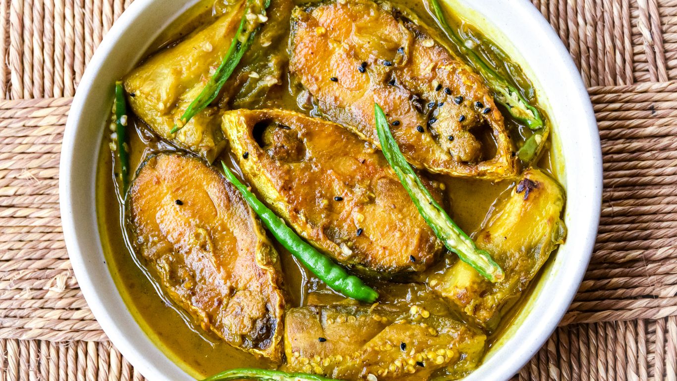 Indian fish head curry with vegetables