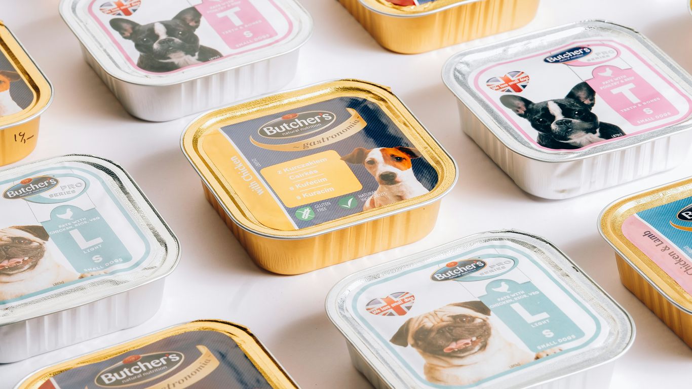 Pet food factory and shipping cartons