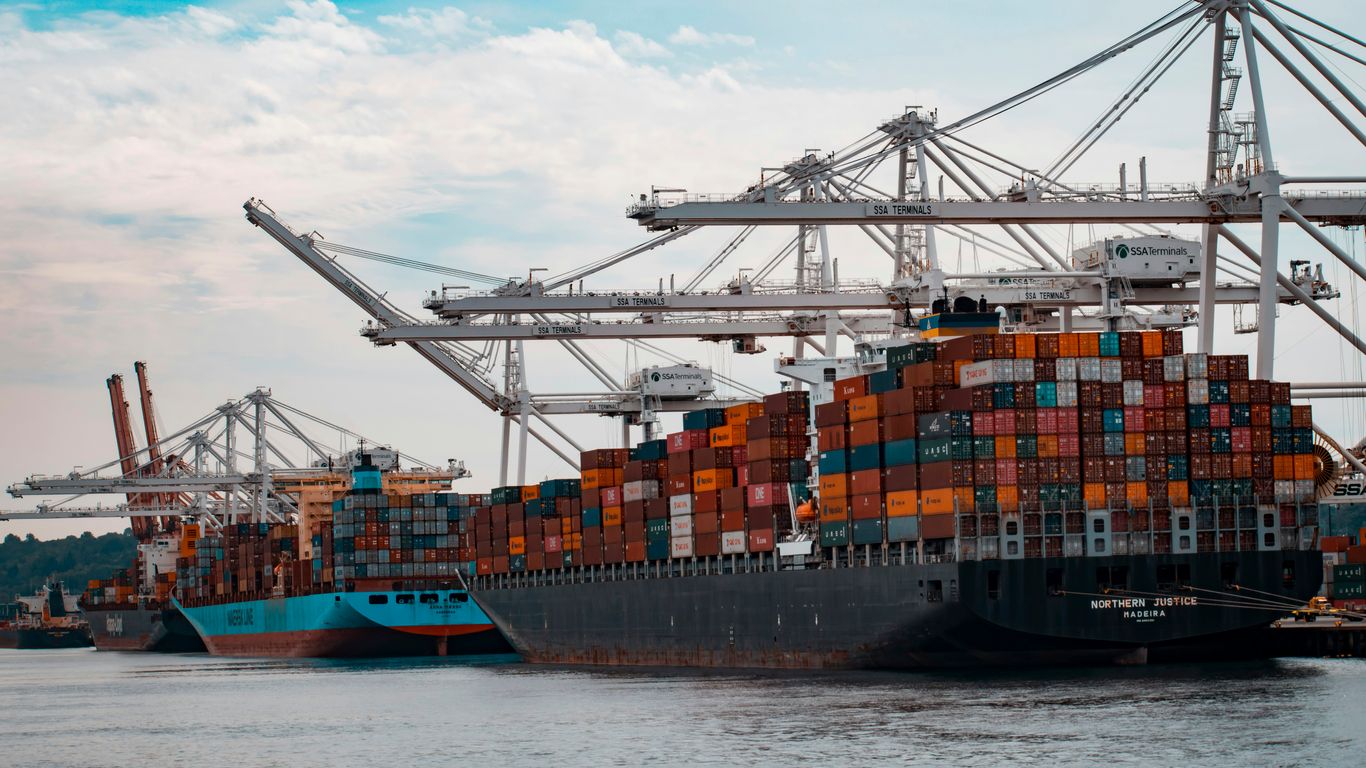 Container freight route for ceramic tableware