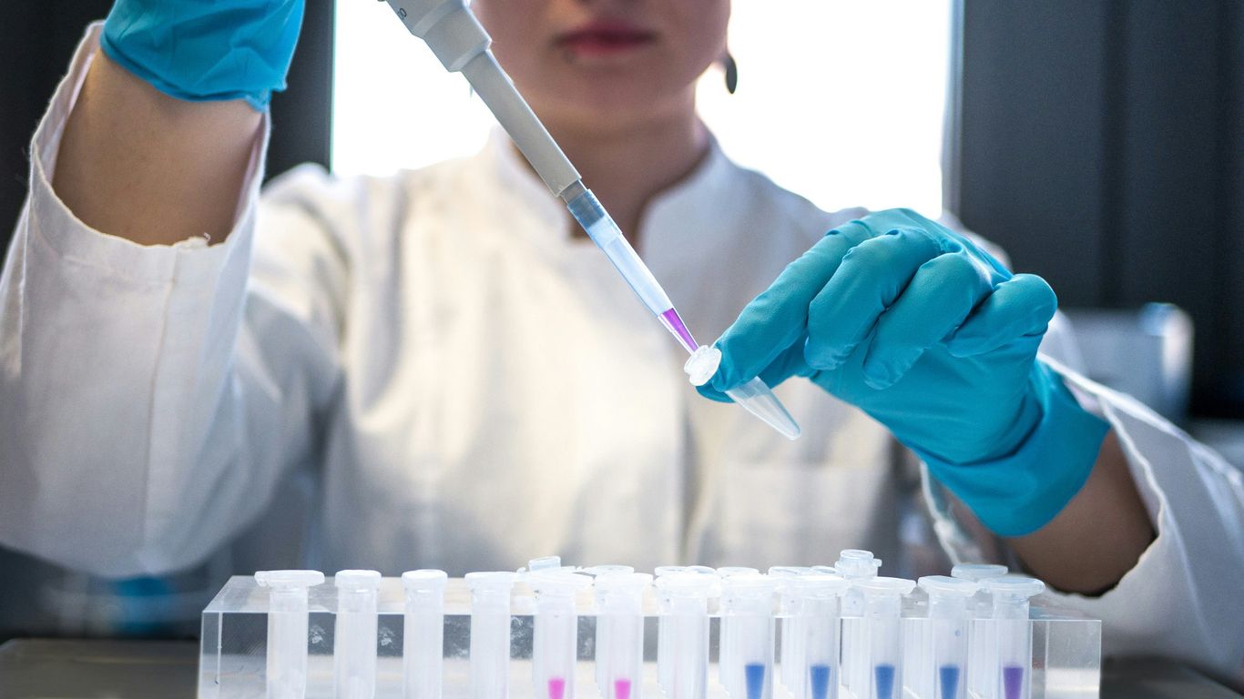 Quantum laboratory equipment and molecular models