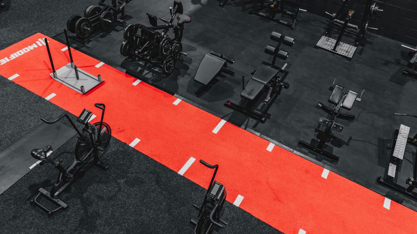 Padding for intense floor movements