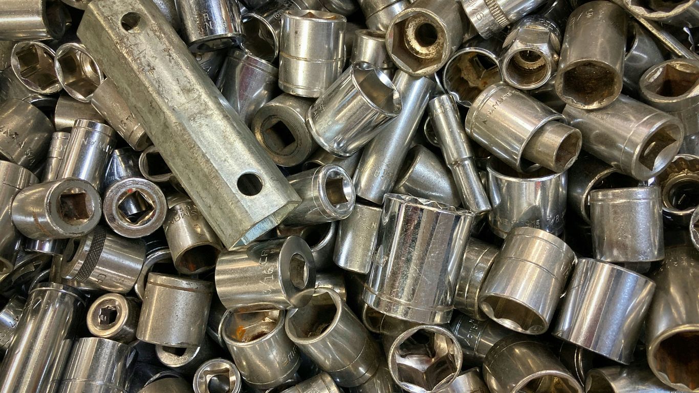 Professional standoff hardware for signs