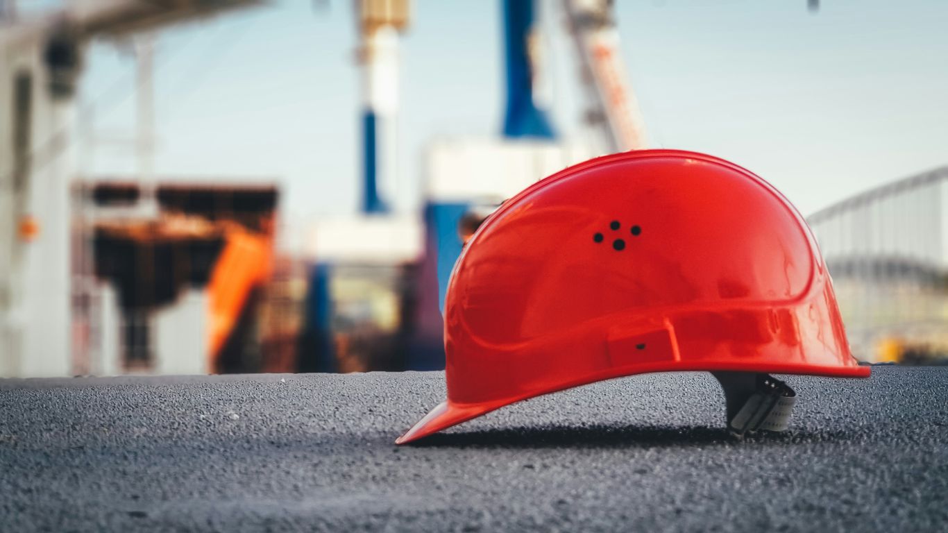Hazardous environment maintenance simulation