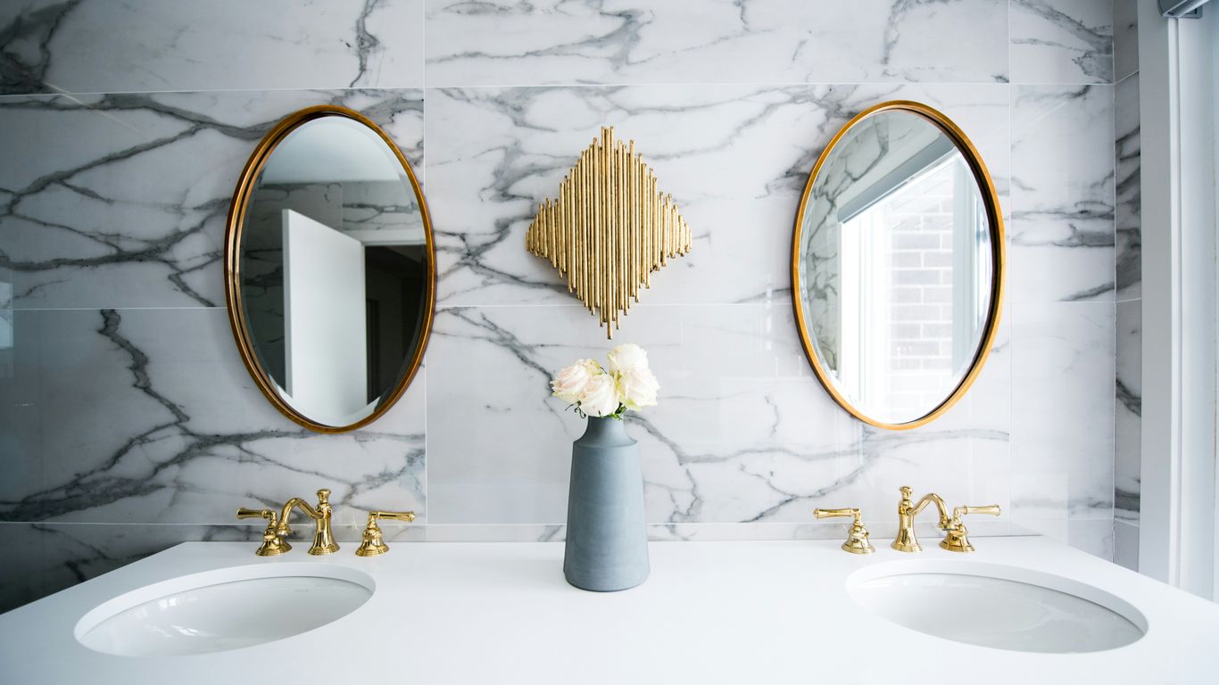 Veined marble used in a refined interior