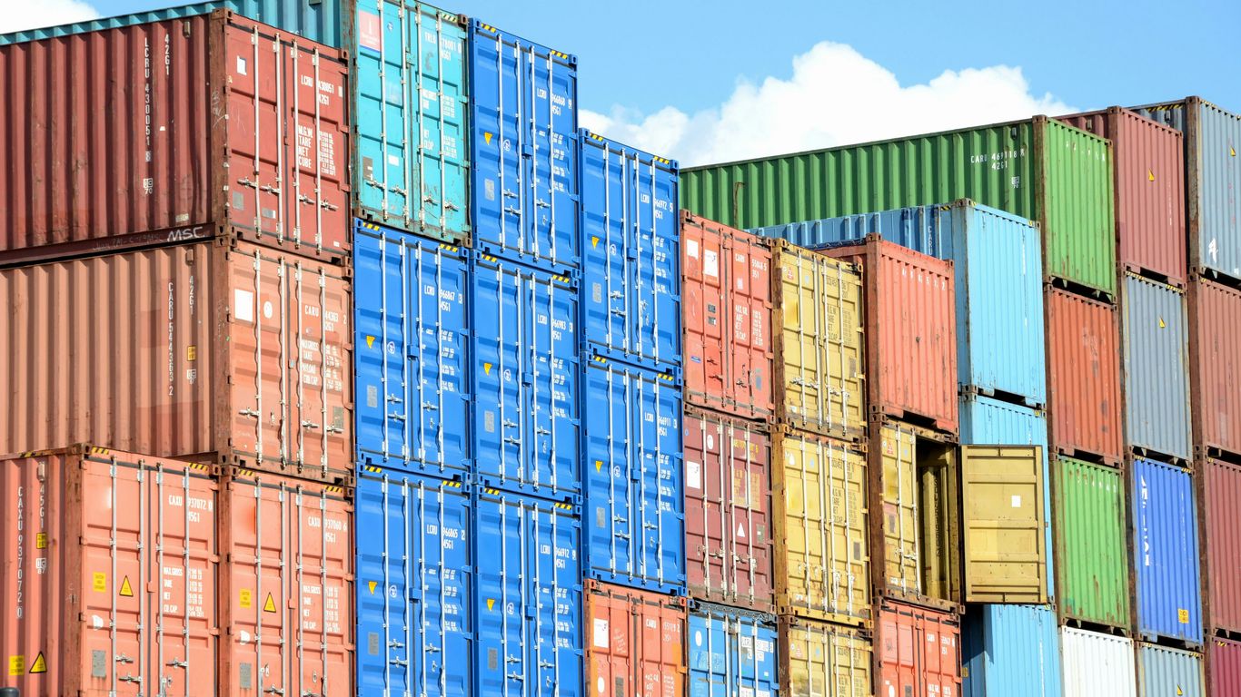 Export documents beside packed shipment