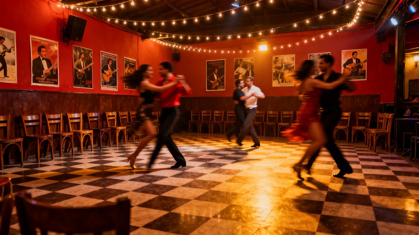 Salsa dancers in Medellin bar
