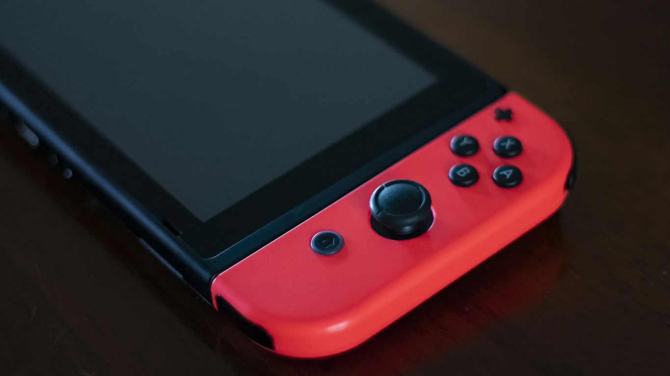 black Nintendo Switch
