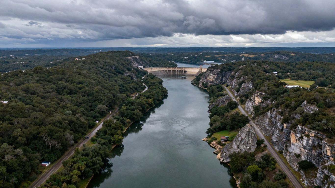 How Lake Georgetown's Dam-Controlled San Gabriel River Changes Flood Risk for Drivers on Nearby Roads