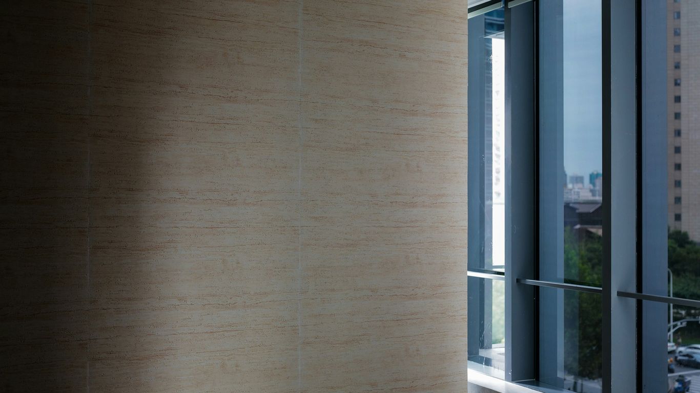 Mirror wall cladding