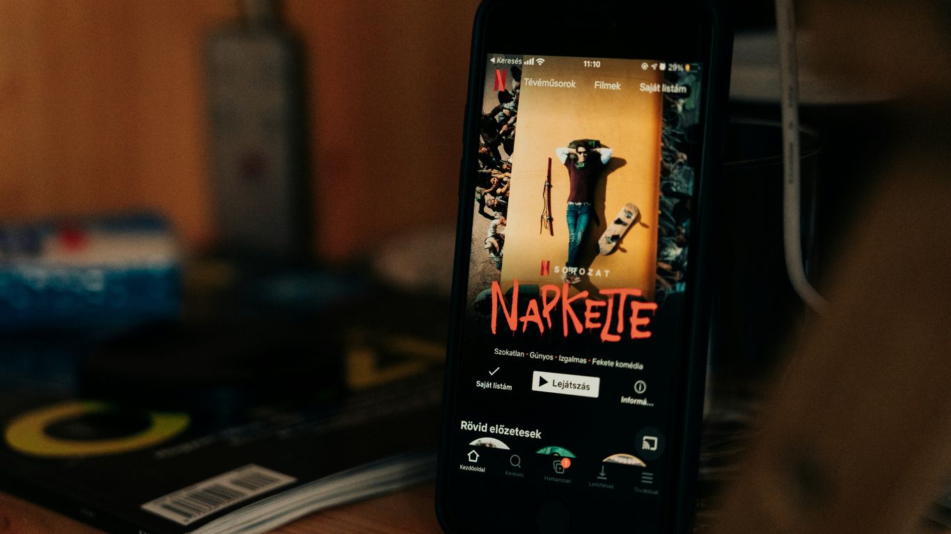 black samsung galaxys 7 edge