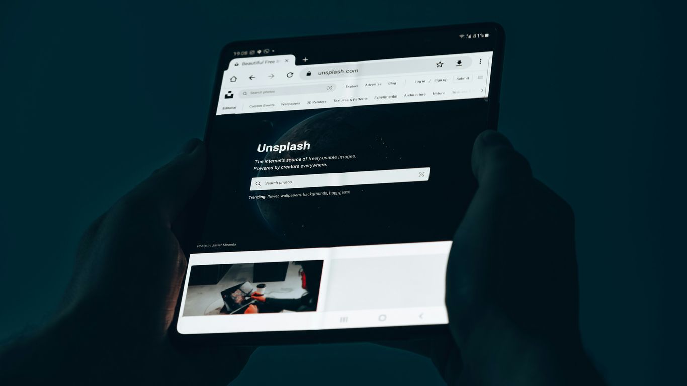 graphical user interface, website