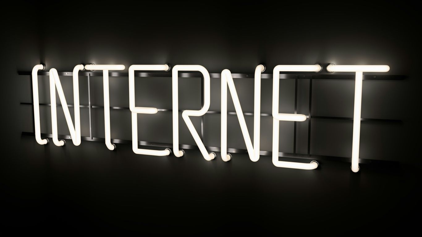 internet neon light sigange