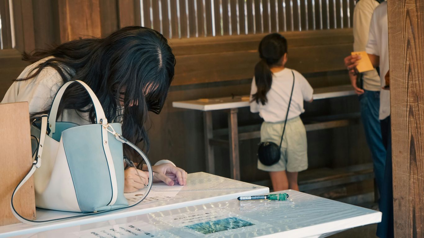 free airport services