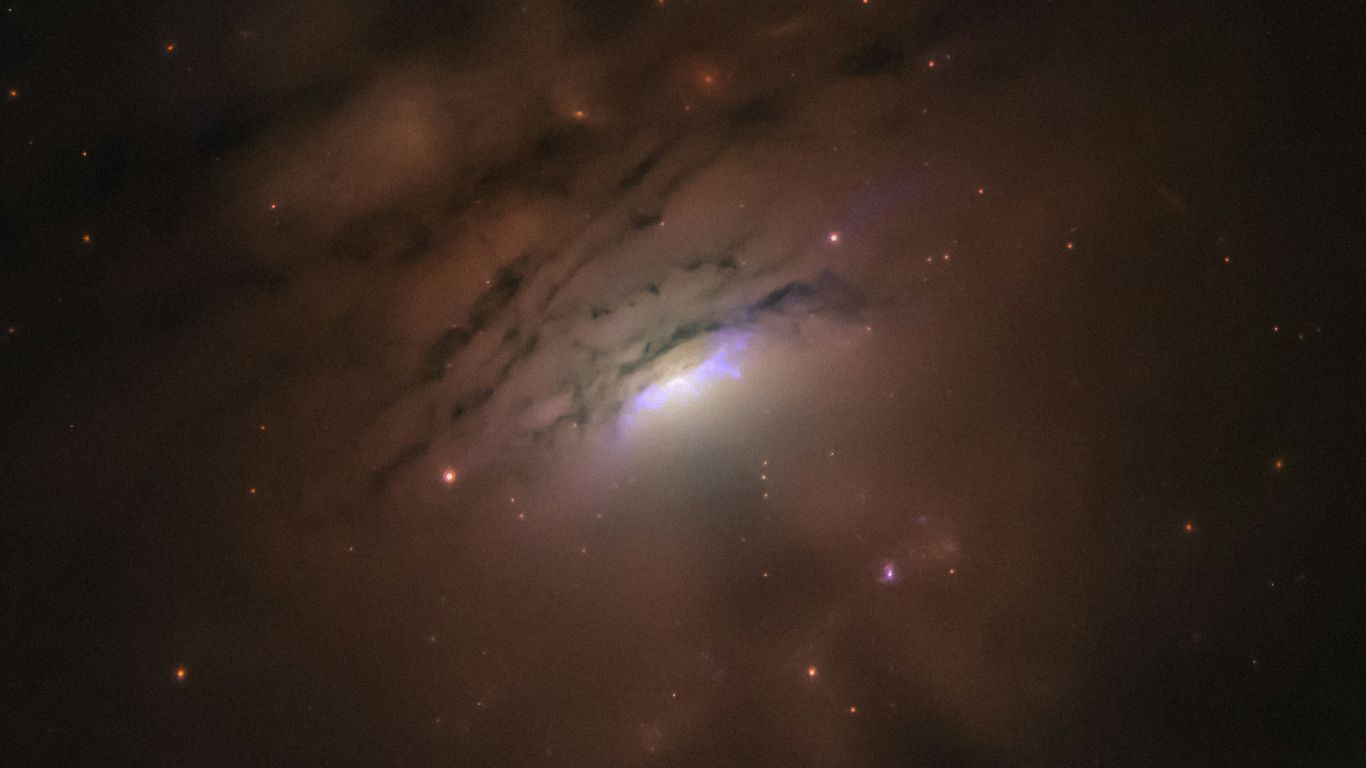 an image of a very bright object in the sky
