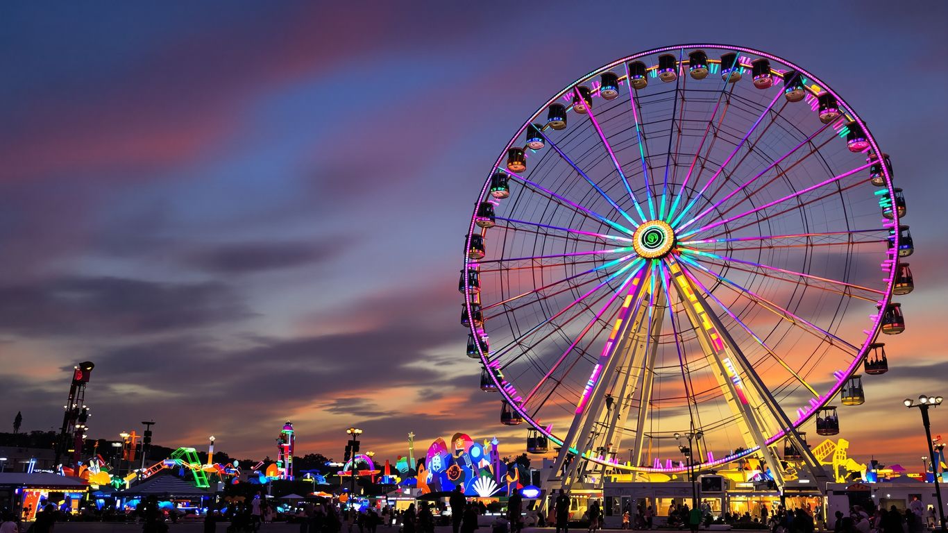 Ferris wheel at OKC Carnival at night