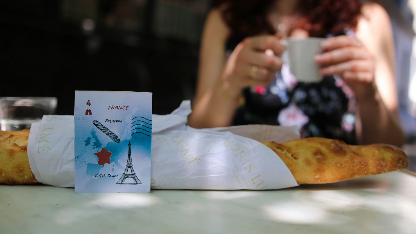 brown long bread pack