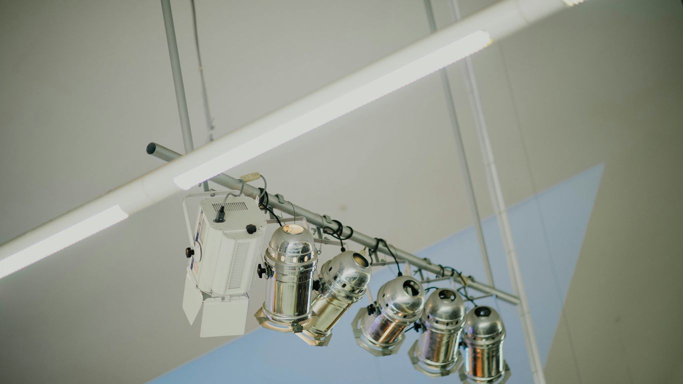 silver vanity lamp